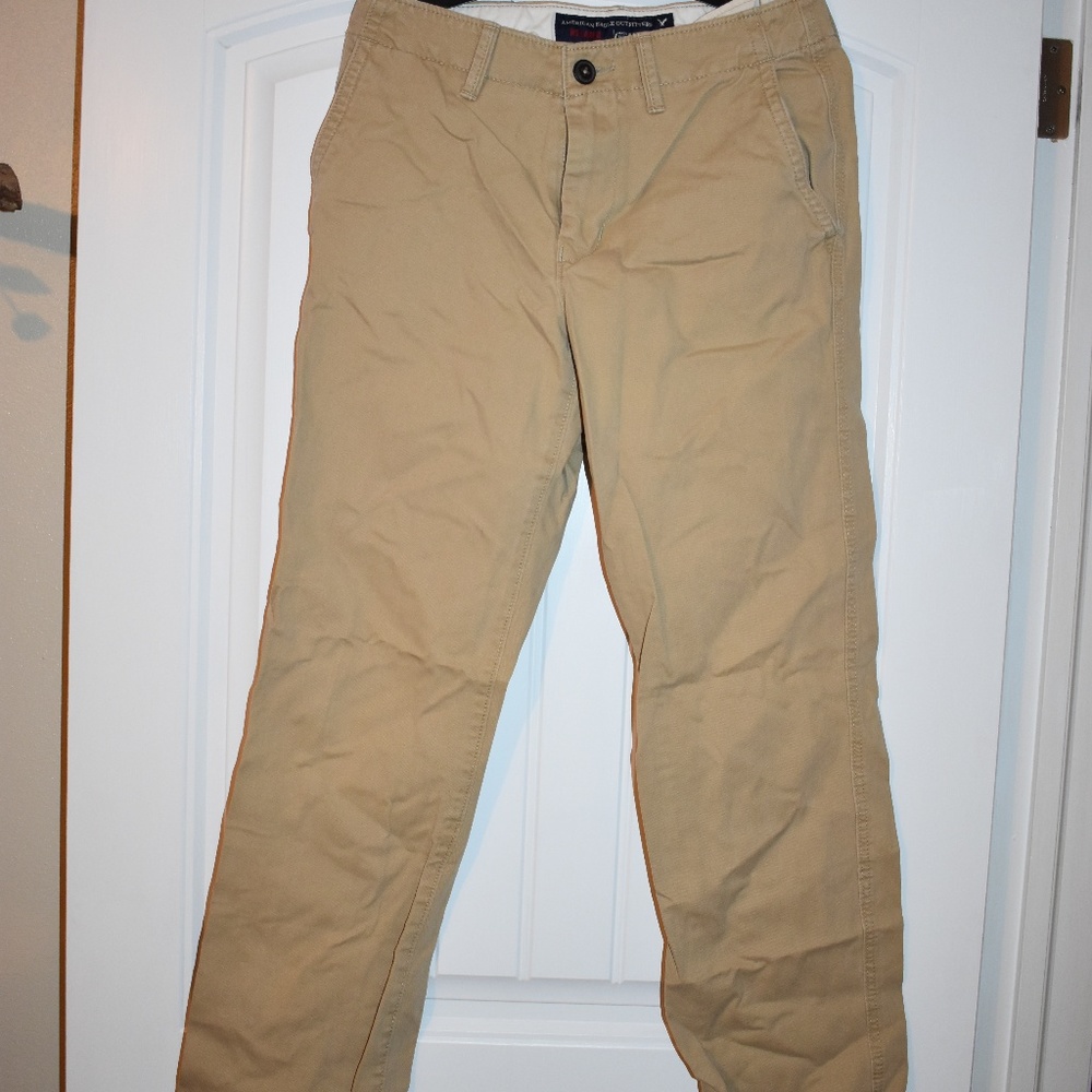 29x32 AE Khakis